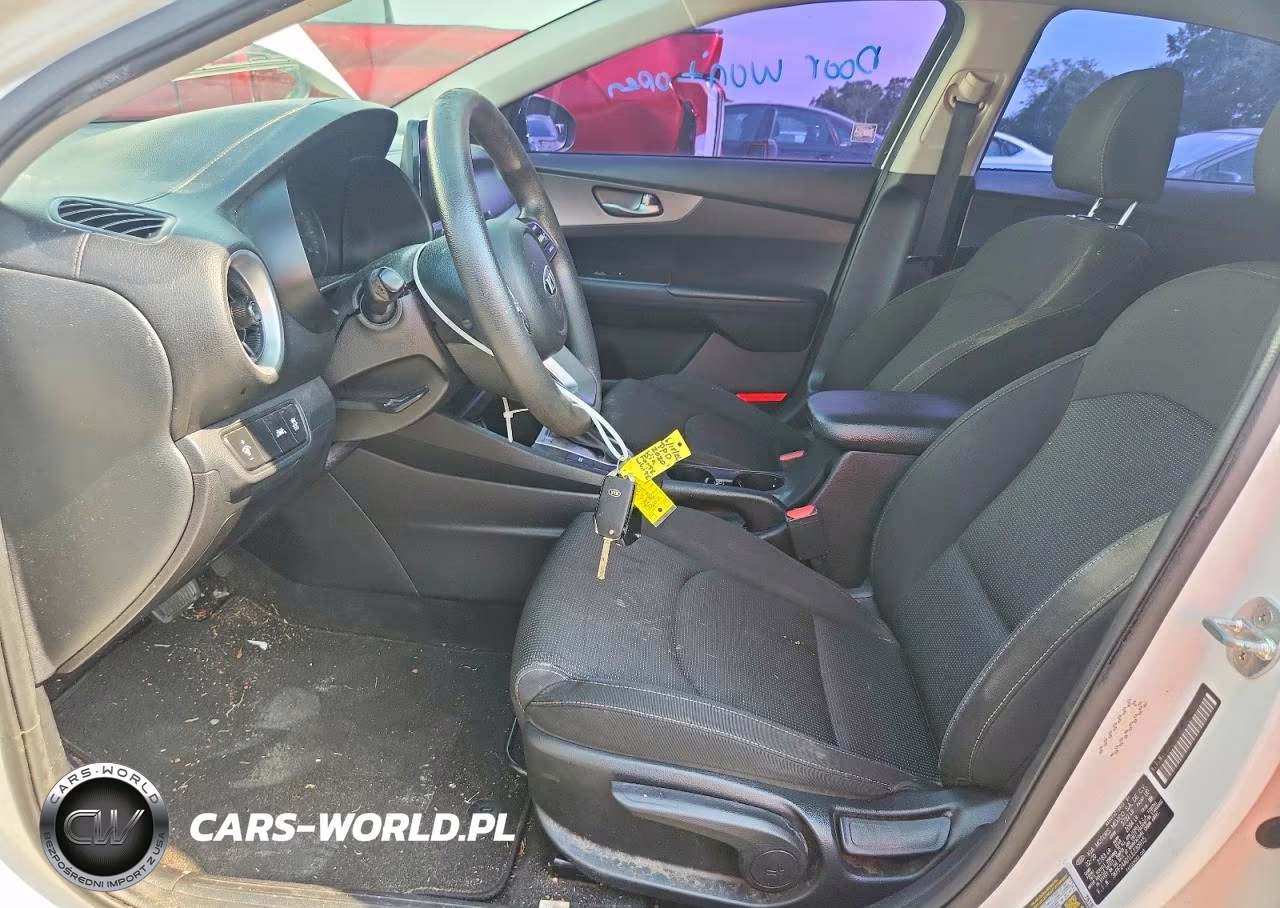 2020 Kia Forte Lxs VIN:3KPF24AD1LE230915 - 7