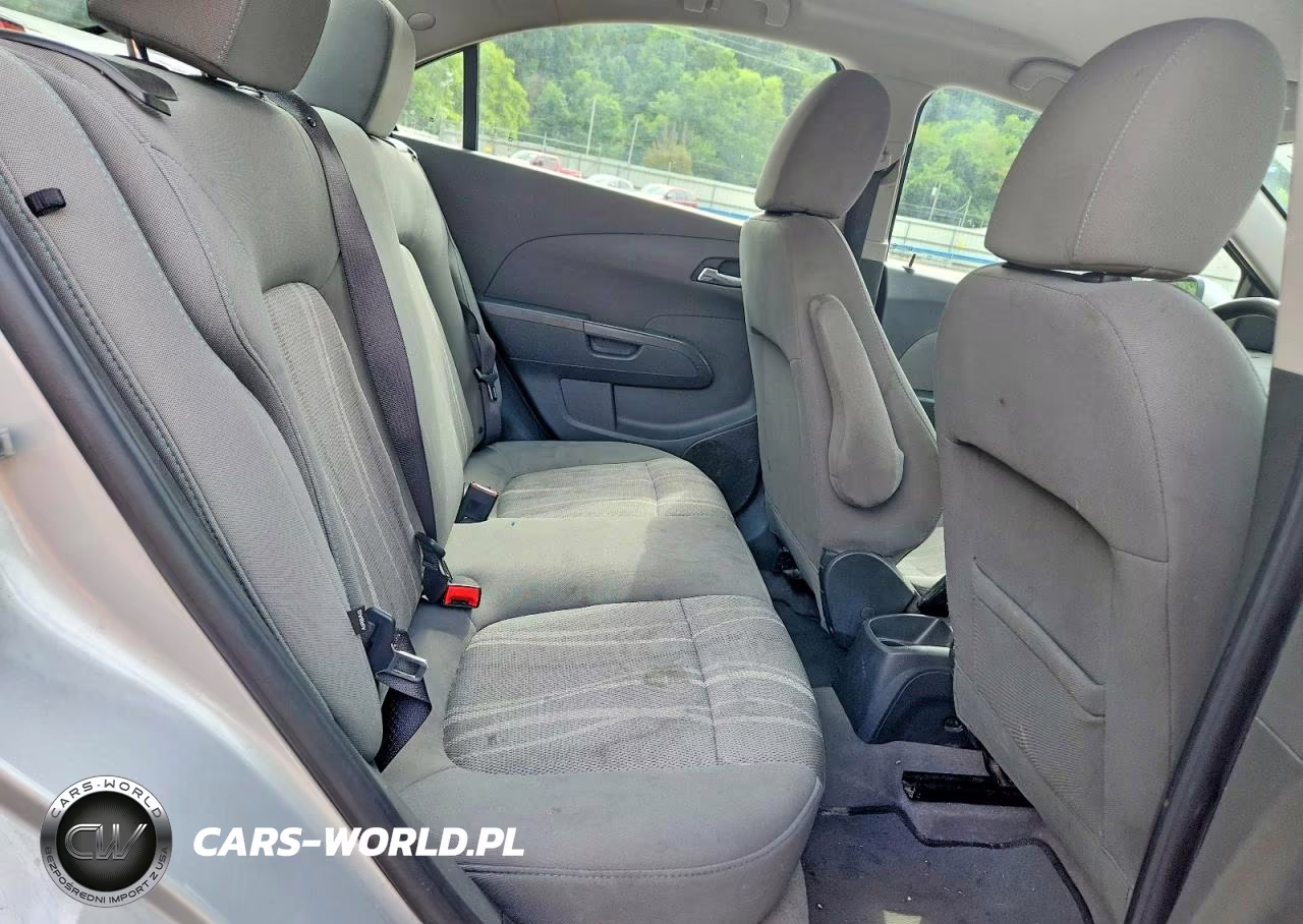 2020 Chevrolet Sonic Lt VIN:1G1JD5SB0L4102067 - 10