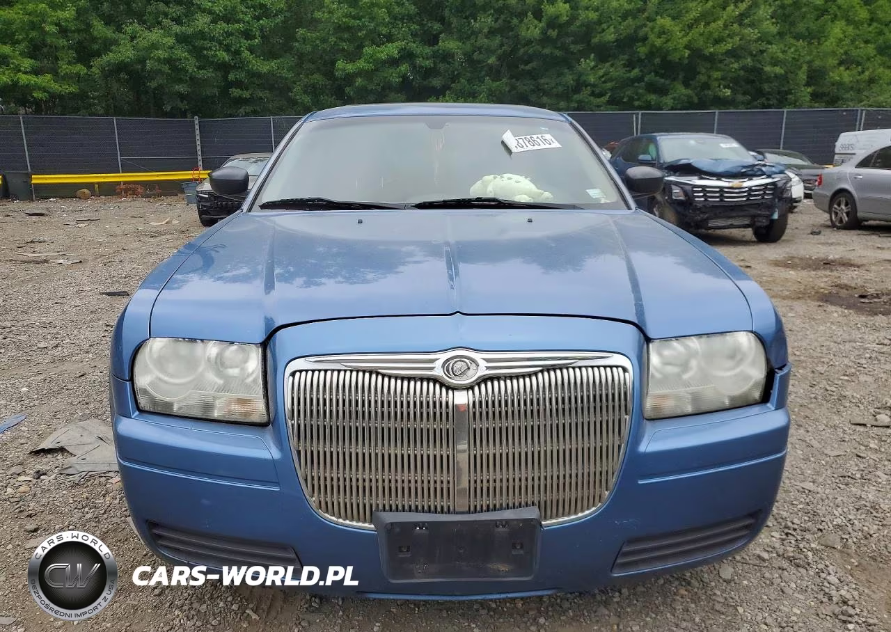2007 Chrysler 300 VIN:2C3KA43R87H774062 - 5