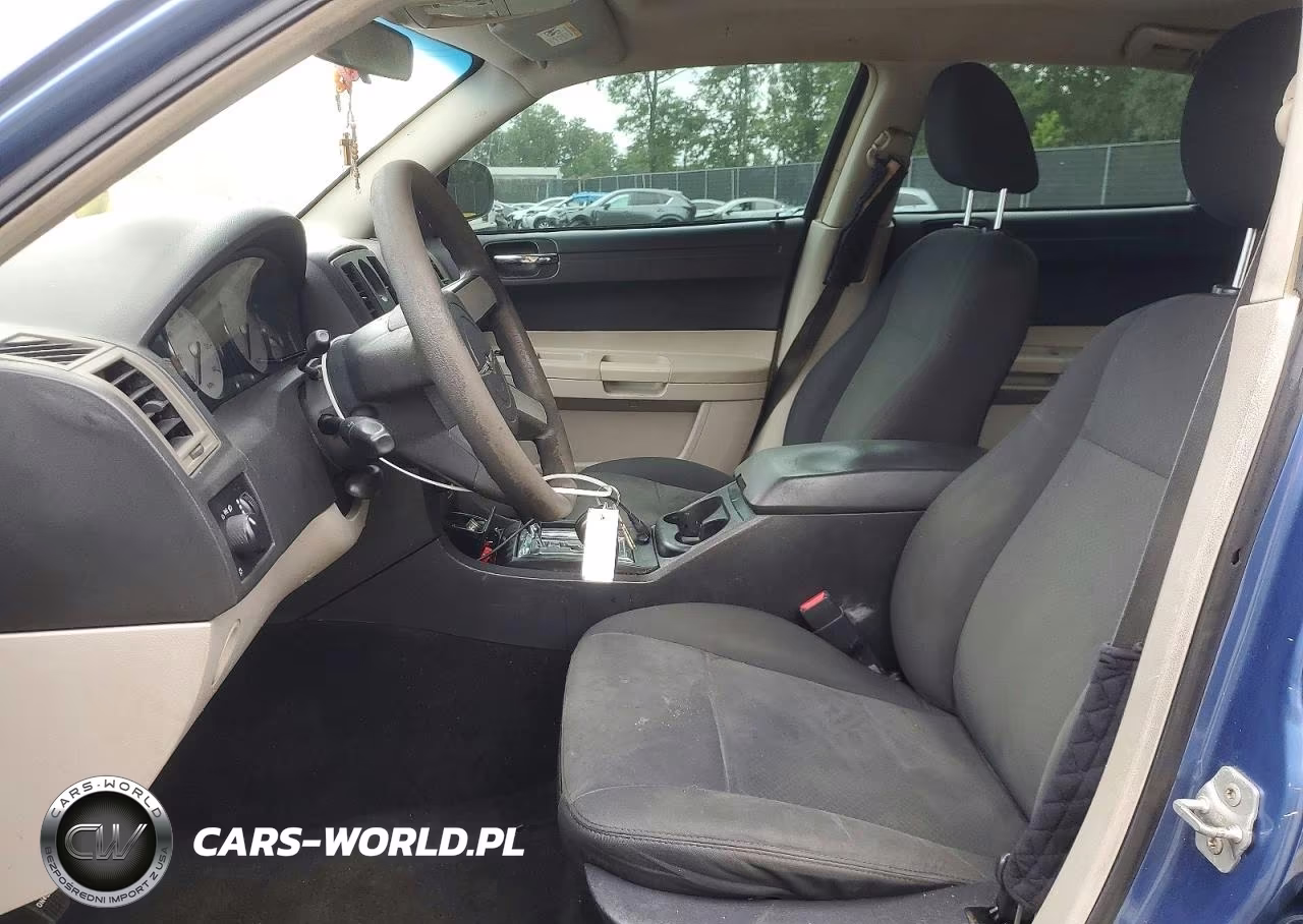 2007 Chrysler 300 VIN:2C3KA43R87H774062 - 7