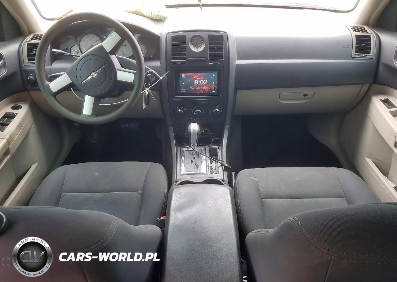 2007 Chrysler 300 VIN:2C3KA43R87H774062 - 8