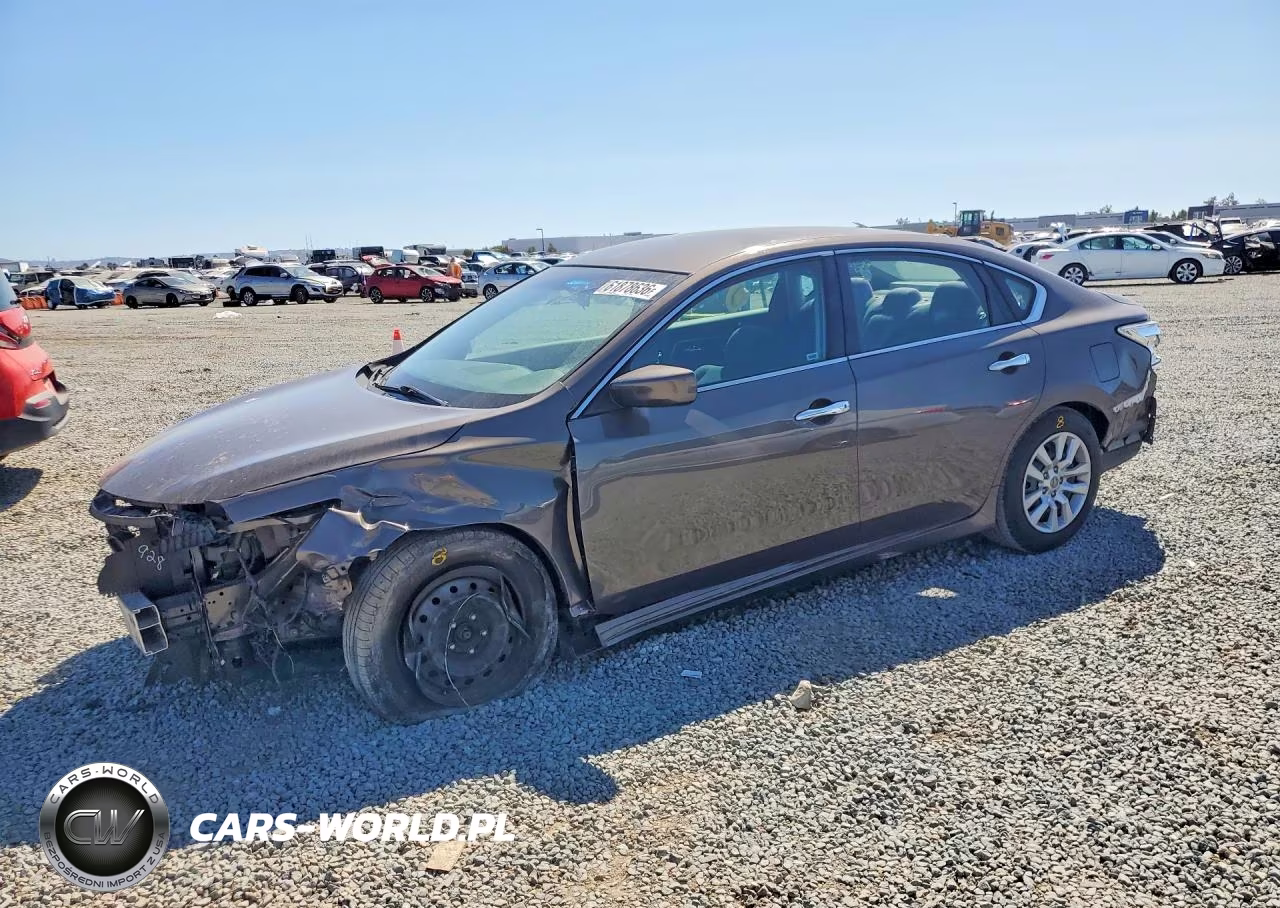 2015 Nissan Altima 2.5 S – zdjęcie 1 z 13