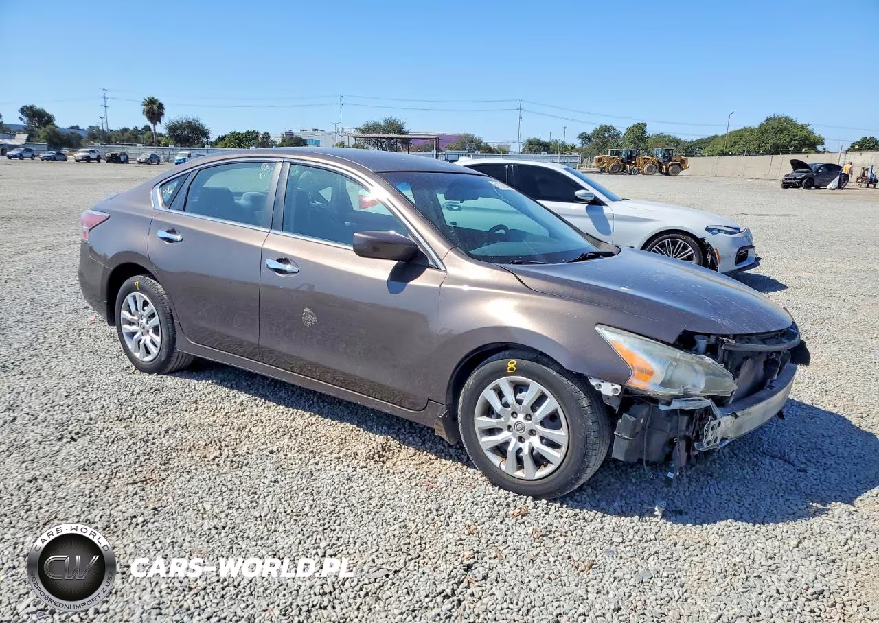 2015 Nissan Altima 2.5 S VIN:1N4AL3AP8FC276027 - 4