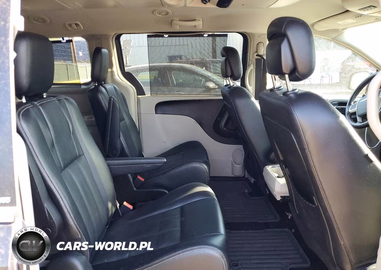 2014 Chrysler Town & Country Touring L VIN:2C4RC1CG1ER171169 - 11