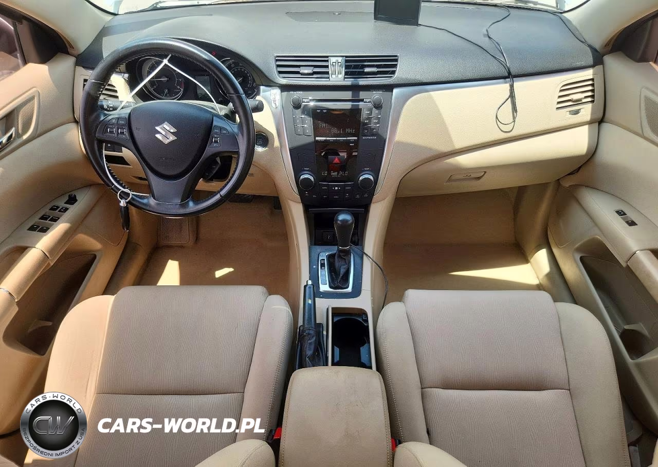 2011 Suzuki Kizashi Se VIN:JS2RE9A35B6111784 - 8