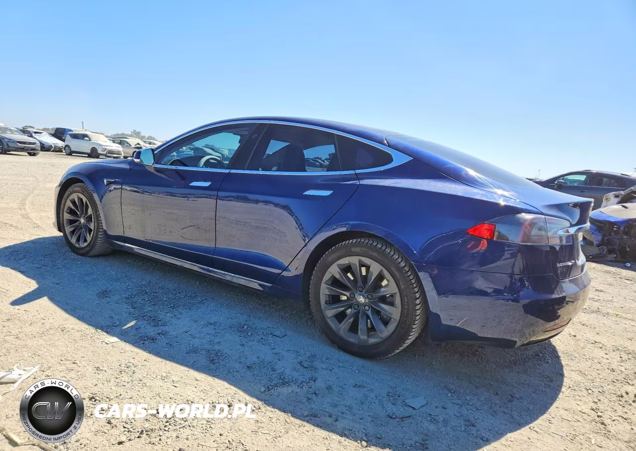 2018 Tesla Model S VIN:5YJSA1E28JF282820 - 2