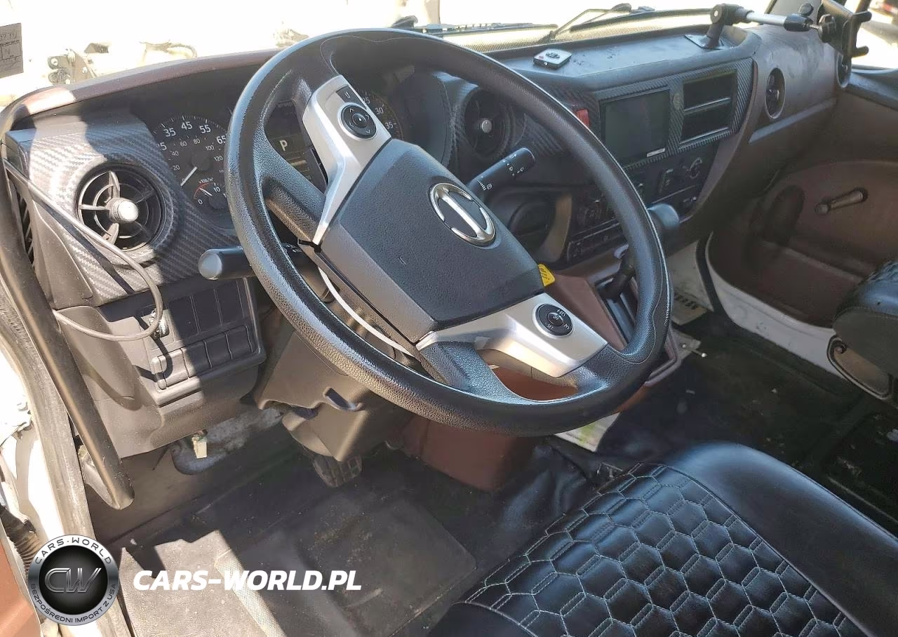 2023 Hino Hino L6 VIN:5PVNJ7BY6P5T50065 - 8