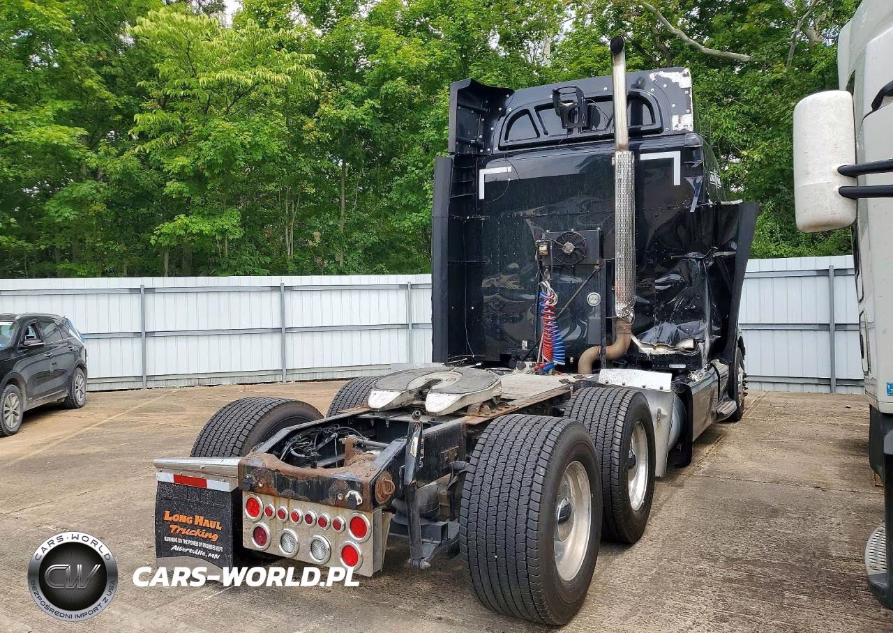 2018 Peterbilt 579 Semi Truck VIN:1XPBDP9X9JD447909 - 3