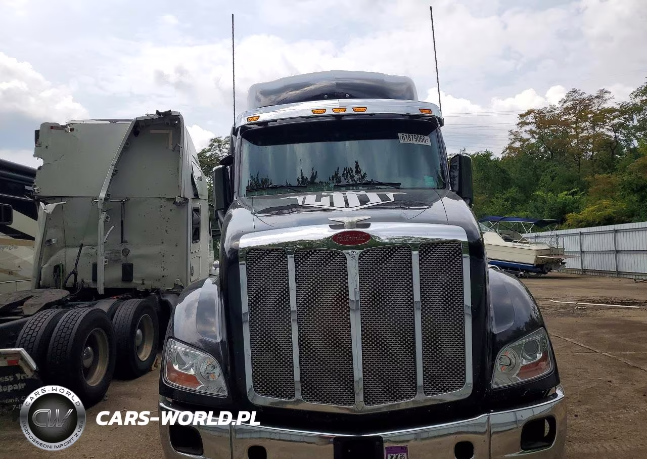 2018 Peterbilt 579 Semi Truck VIN:1XPBDP9X9JD447909 - 5