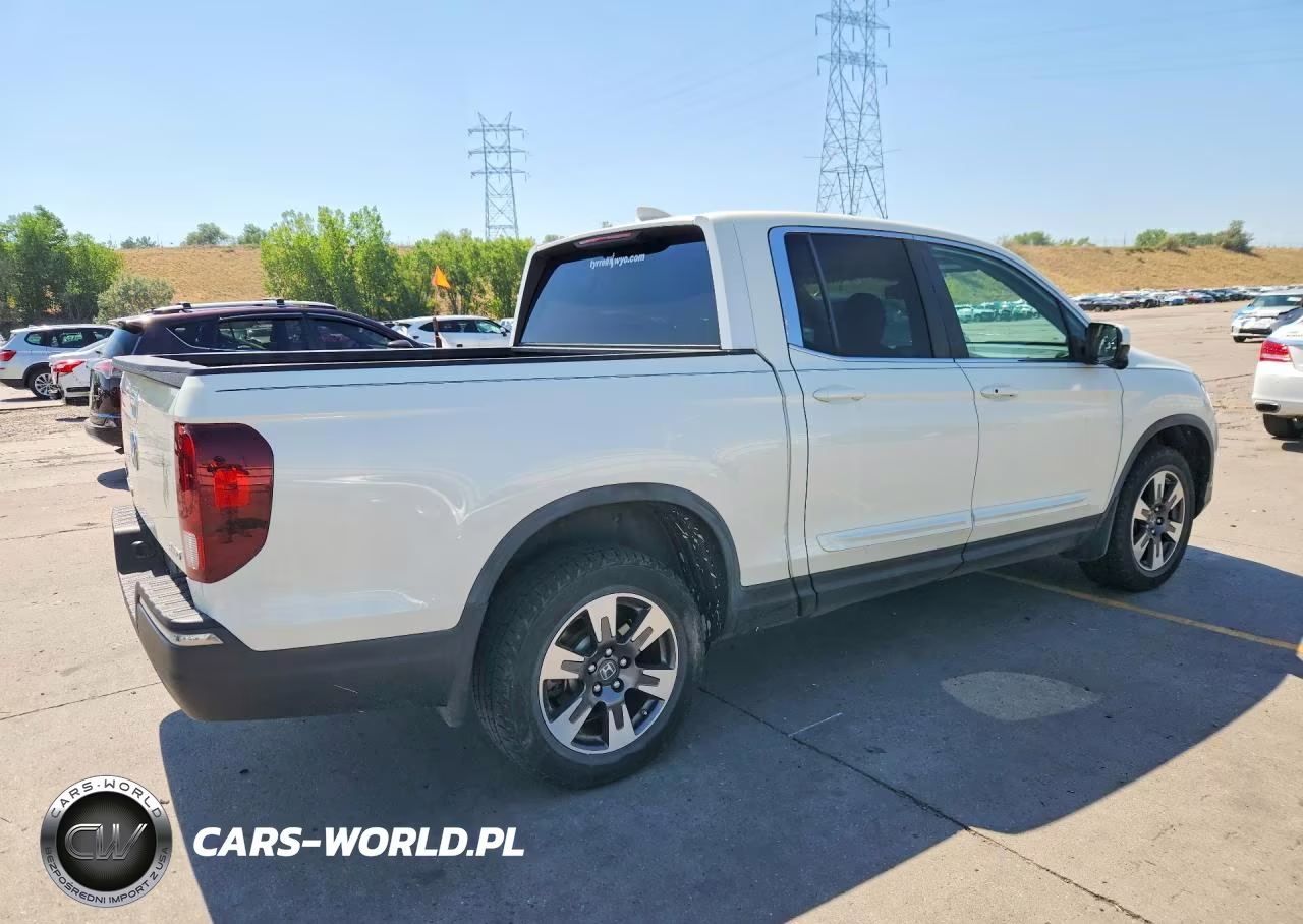 2017 Honda Ridgeline Rtl VIN:5FPYK3F62HB002931 - 3