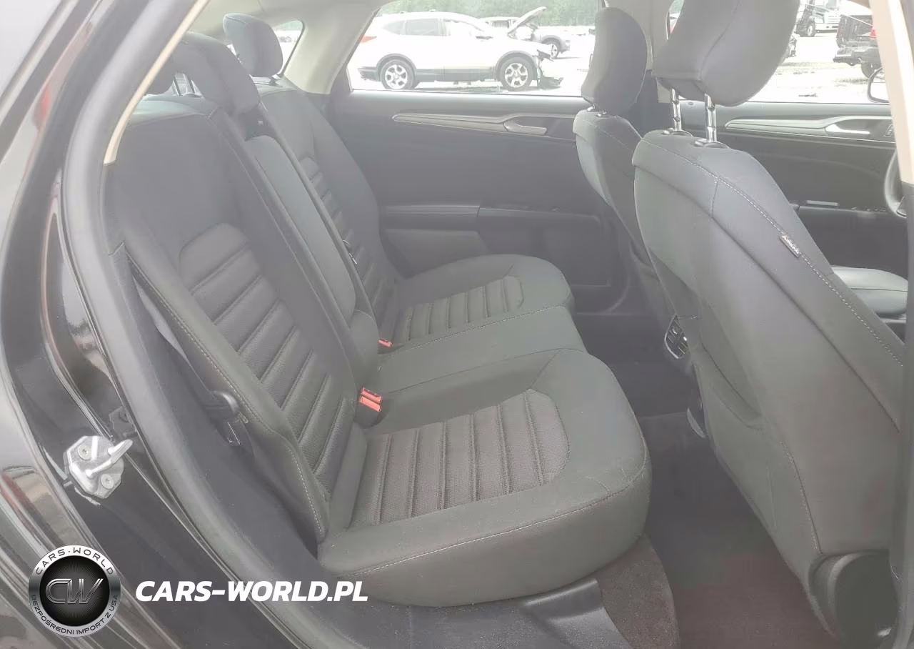 2017 Ford Fusion Se VIN:3FA6P0H77HR143522 - 10