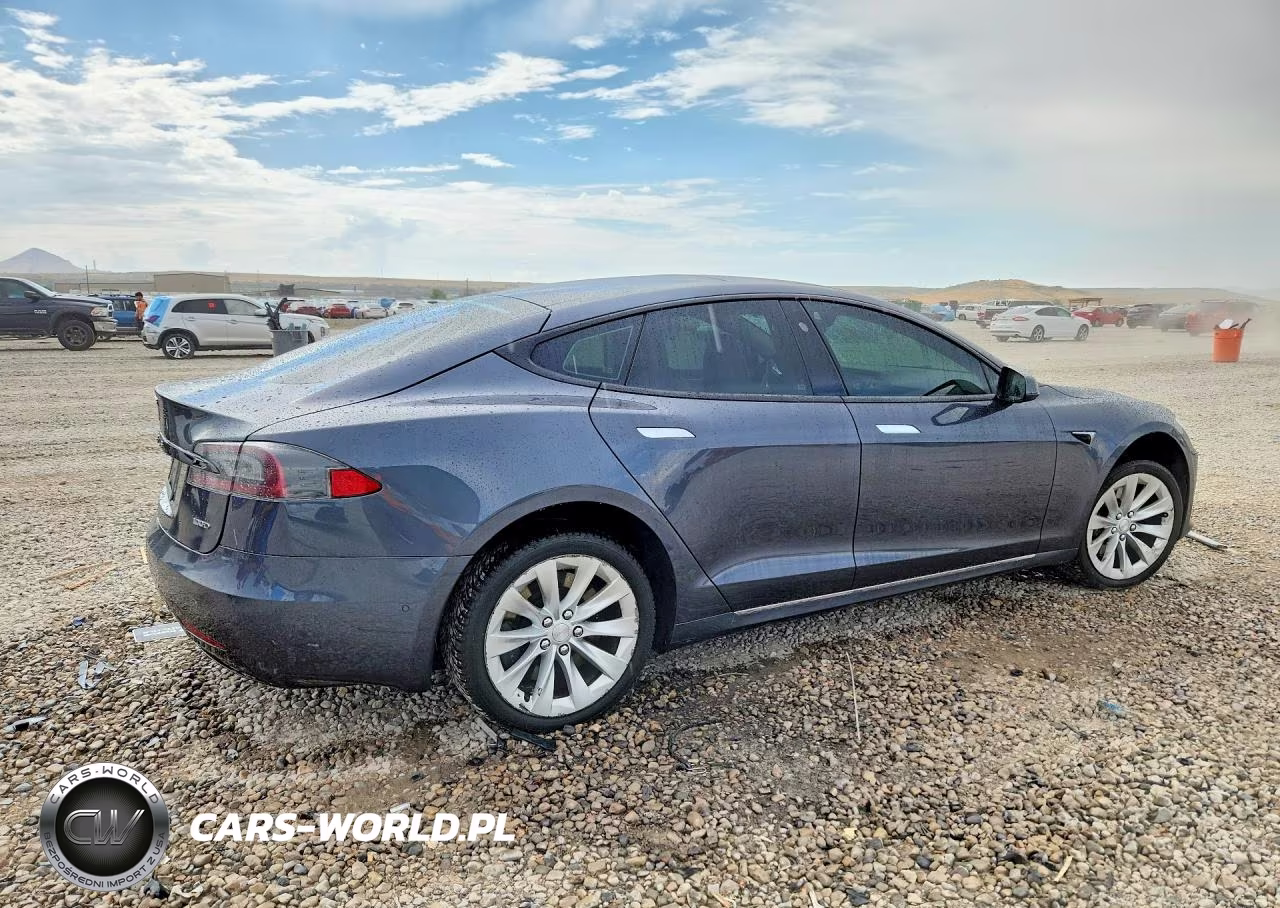 2017 Tesla Model S VIN:5YJSA1E20HF229216 - 3