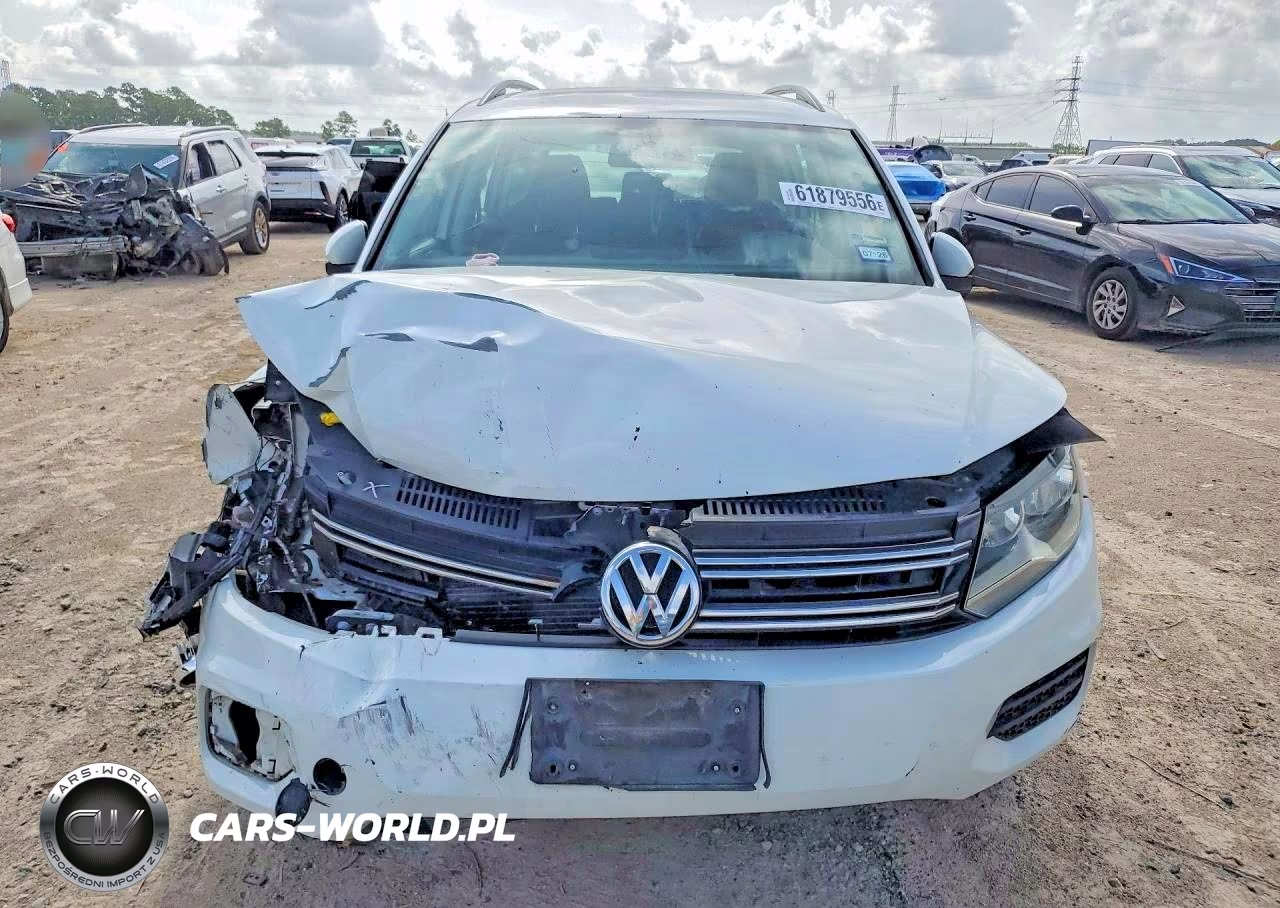 2015 Volkswagen Tiguan S VIN:WVGAV7AX2FW518896 - 5