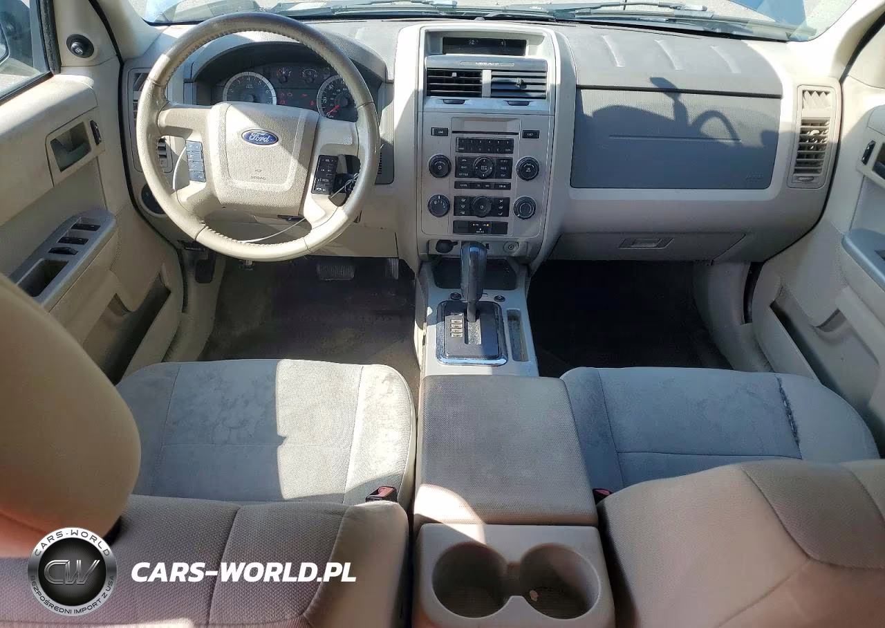 2010 Ford Escape Xlt VIN:1FMCU9D73AKB61554 - 8