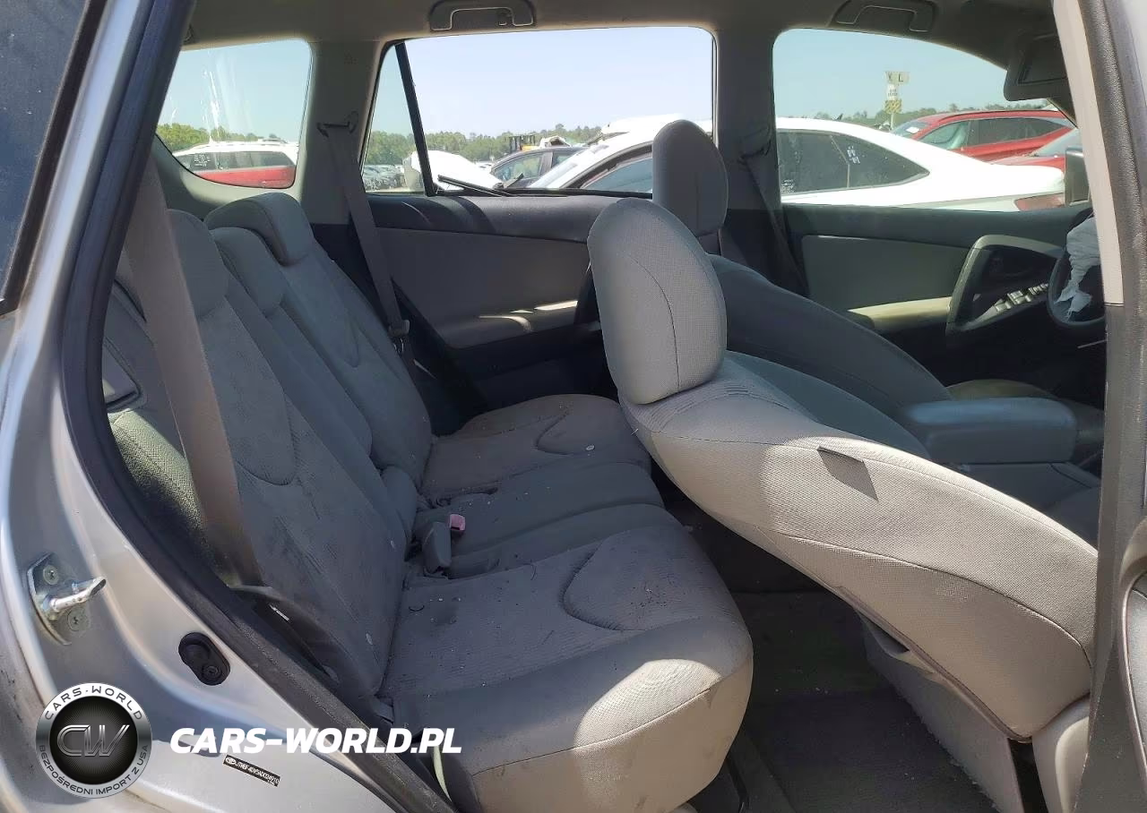 2010 Toyota Rav4 Base VIN:JTMBF4DV5AD024910 - 11