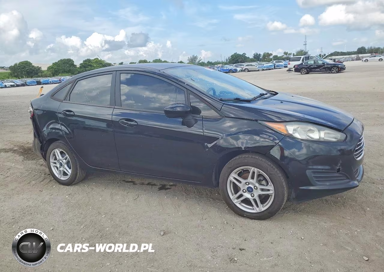 2019 Ford Fiesta Se VIN:3FADP4BJ3KM119449 - 4
