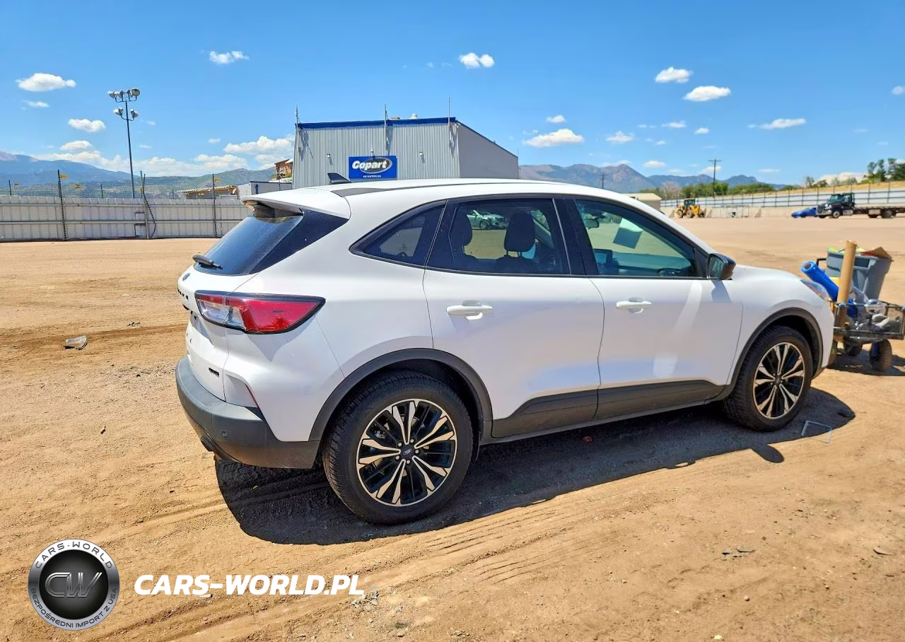 2022 Ford Escape Sel VIN:1FMCU9H9XNUA81660 - 3