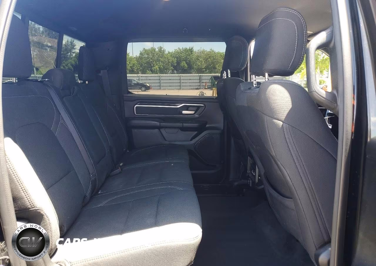 2020 Ram 1500 Big Horn-Lone Star VIN:1C6SRFFT5LN154043 - 10