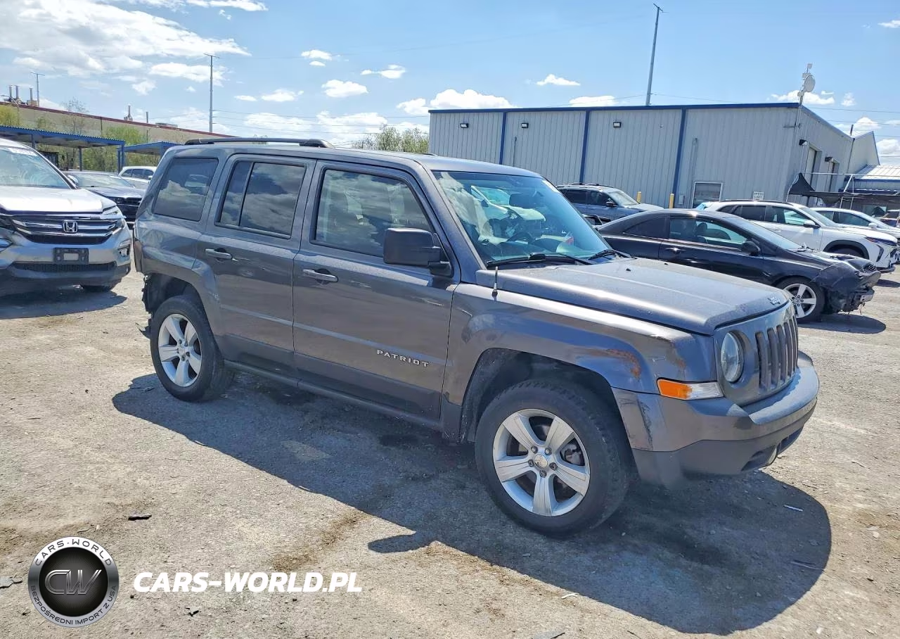 2016 Jeep Patriot Latitude VIN:1C4NJRFB8GD759644 - 4