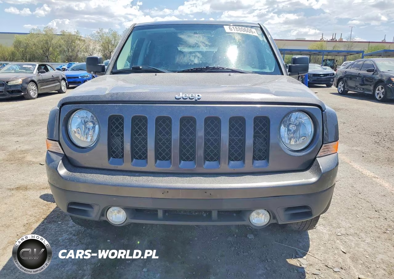 2016 Jeep Patriot Latitude VIN:1C4NJRFB8GD759644 - 5