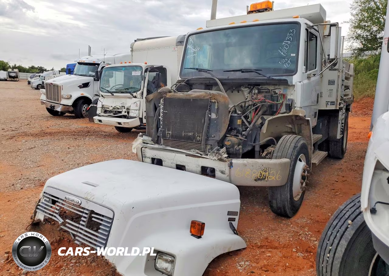 2002 Freightliner Medium Conventional Fl70