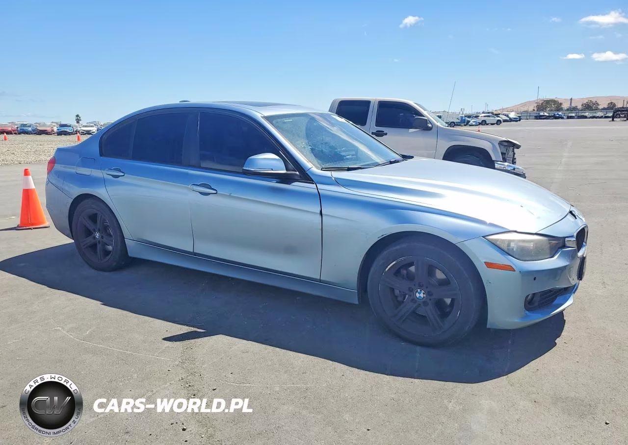 2013 BMW 320 I VIN:WBA3B1C50DK128816 - 4