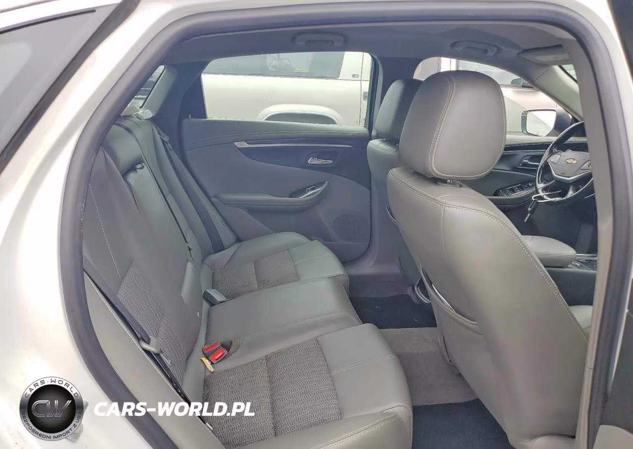 2018 Chevrolet Impala Lt VIN:1G1105SA6JU130567 - 10
