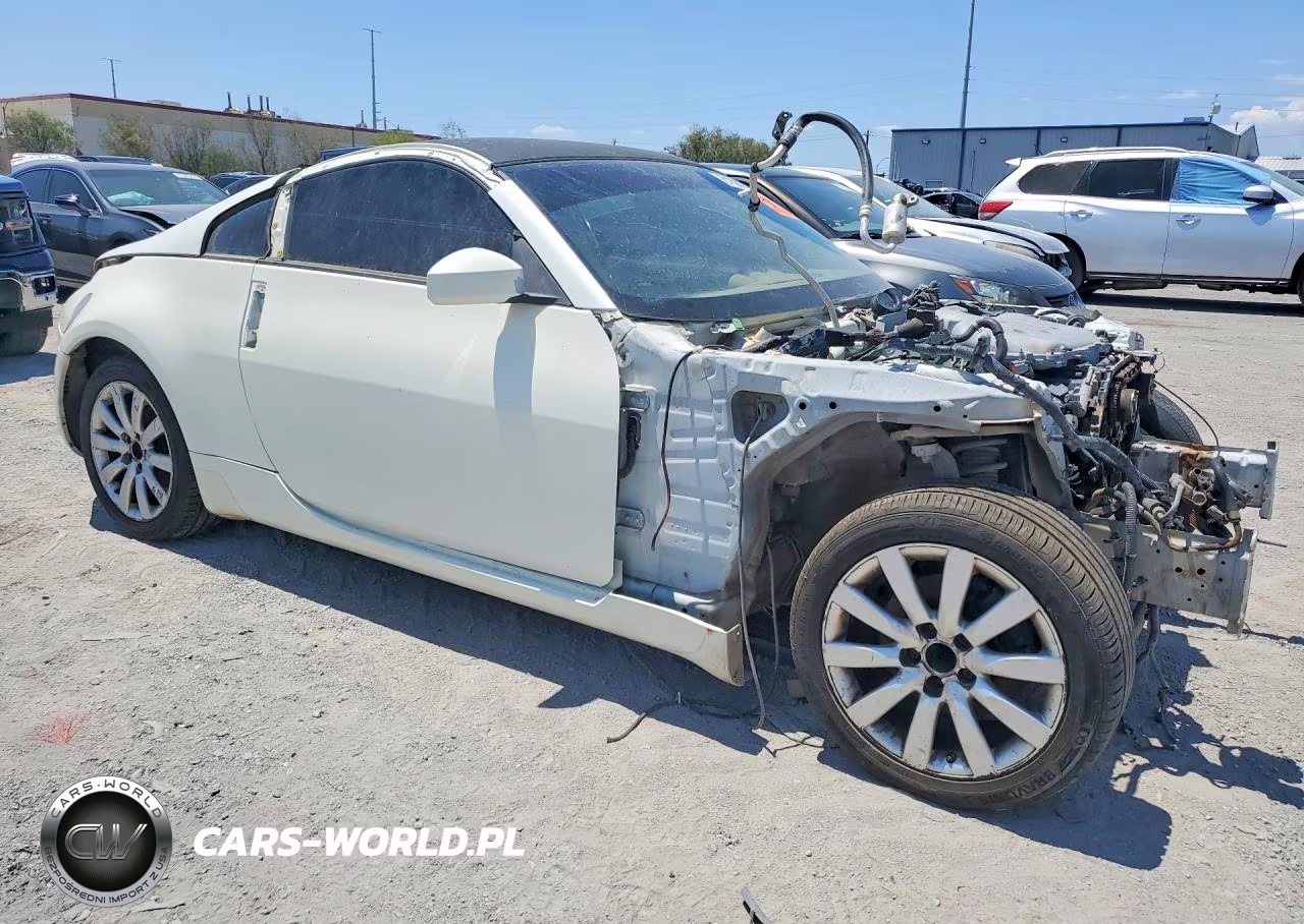 2005 Nissan 350Z Base VIN:JN1AZ34E15M652551 - 4
