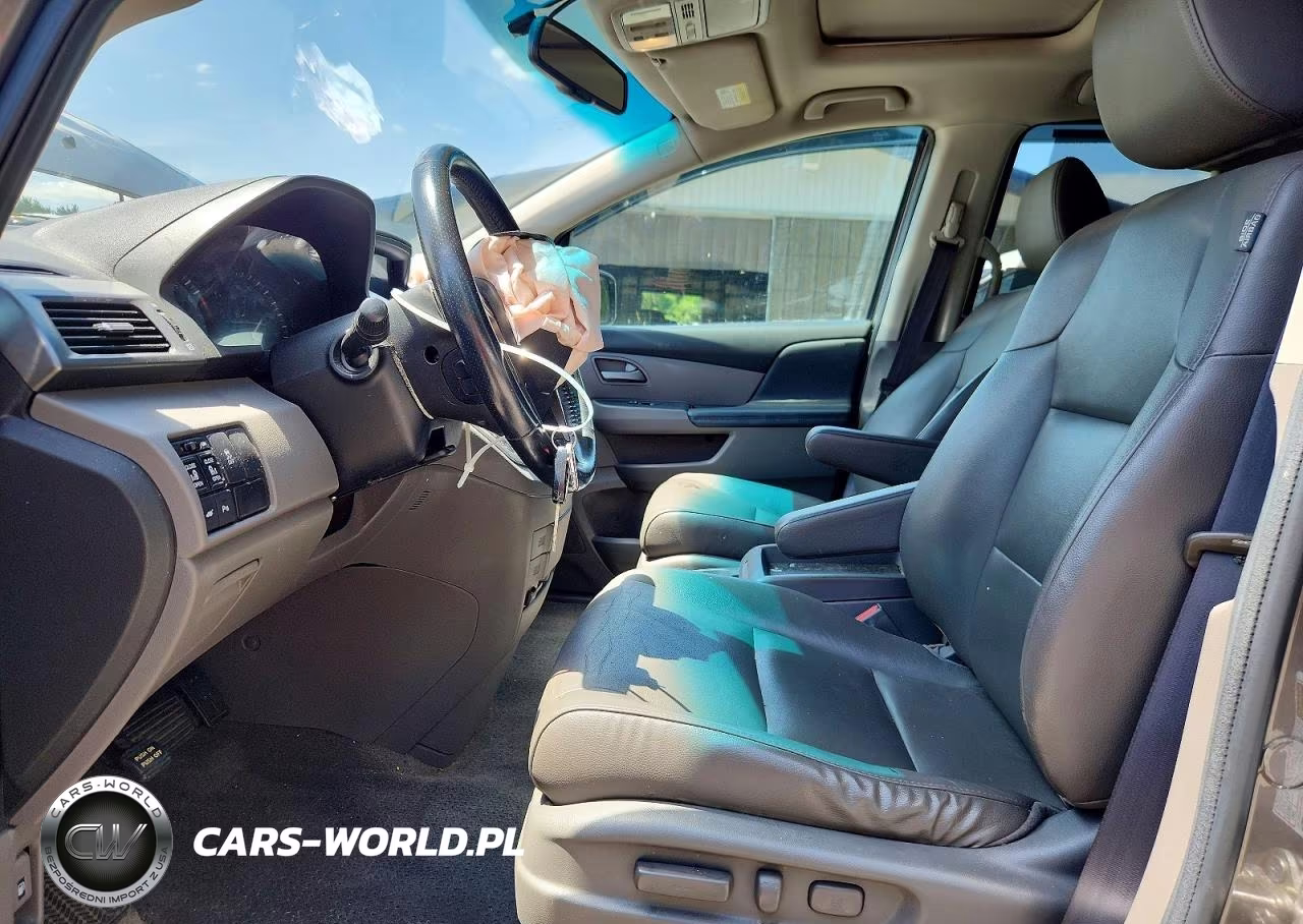 2013 Honda Odyssey Touring VIN:5FNRL5H94DB092011 - 7
