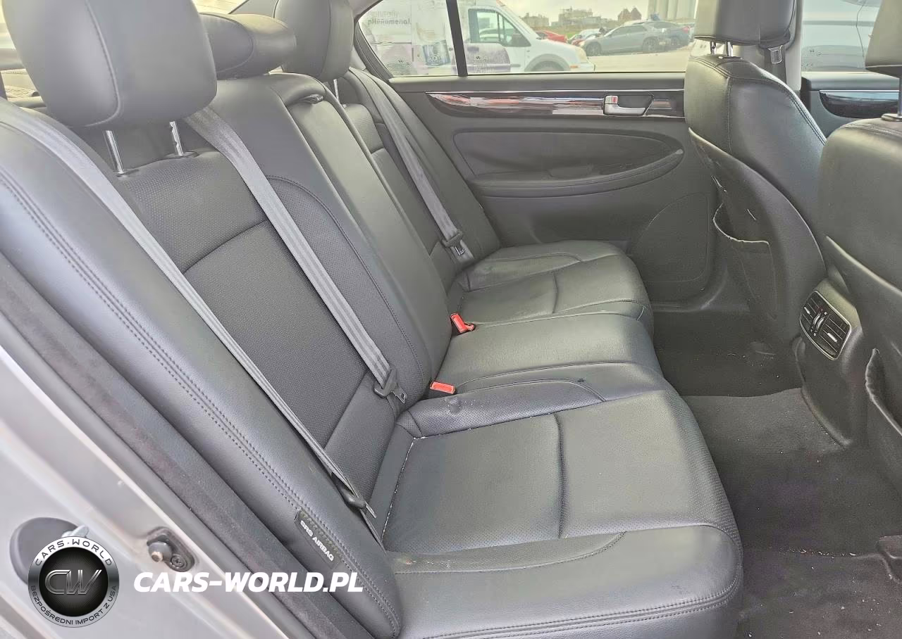 2013 Hyundai Genesis 3.8L VIN:KMHGC4DD4DU243363 - 10