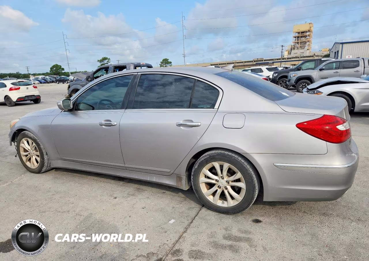 2013 Hyundai Genesis 3.8L VIN:KMHGC4DD4DU243363 - 2