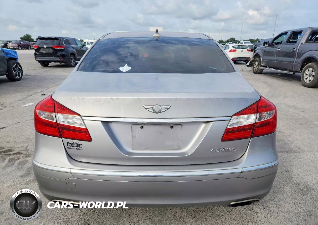 2013 Hyundai Genesis 3.8L VIN:KMHGC4DD4DU243363 - 6