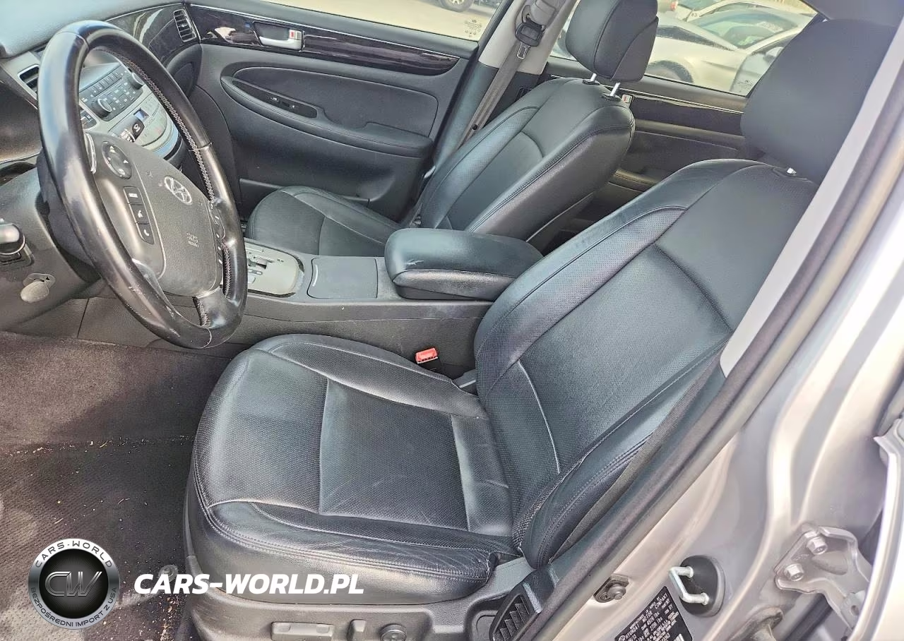 2013 Hyundai Genesis 3.8L VIN:KMHGC4DD4DU243363 - 7
