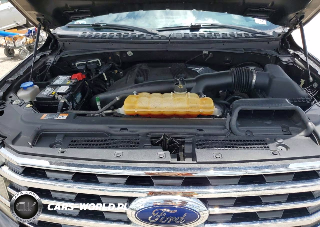 2018 Ford Expedition Xlt VIN:1FMJU1HTXJEA16655 - 11