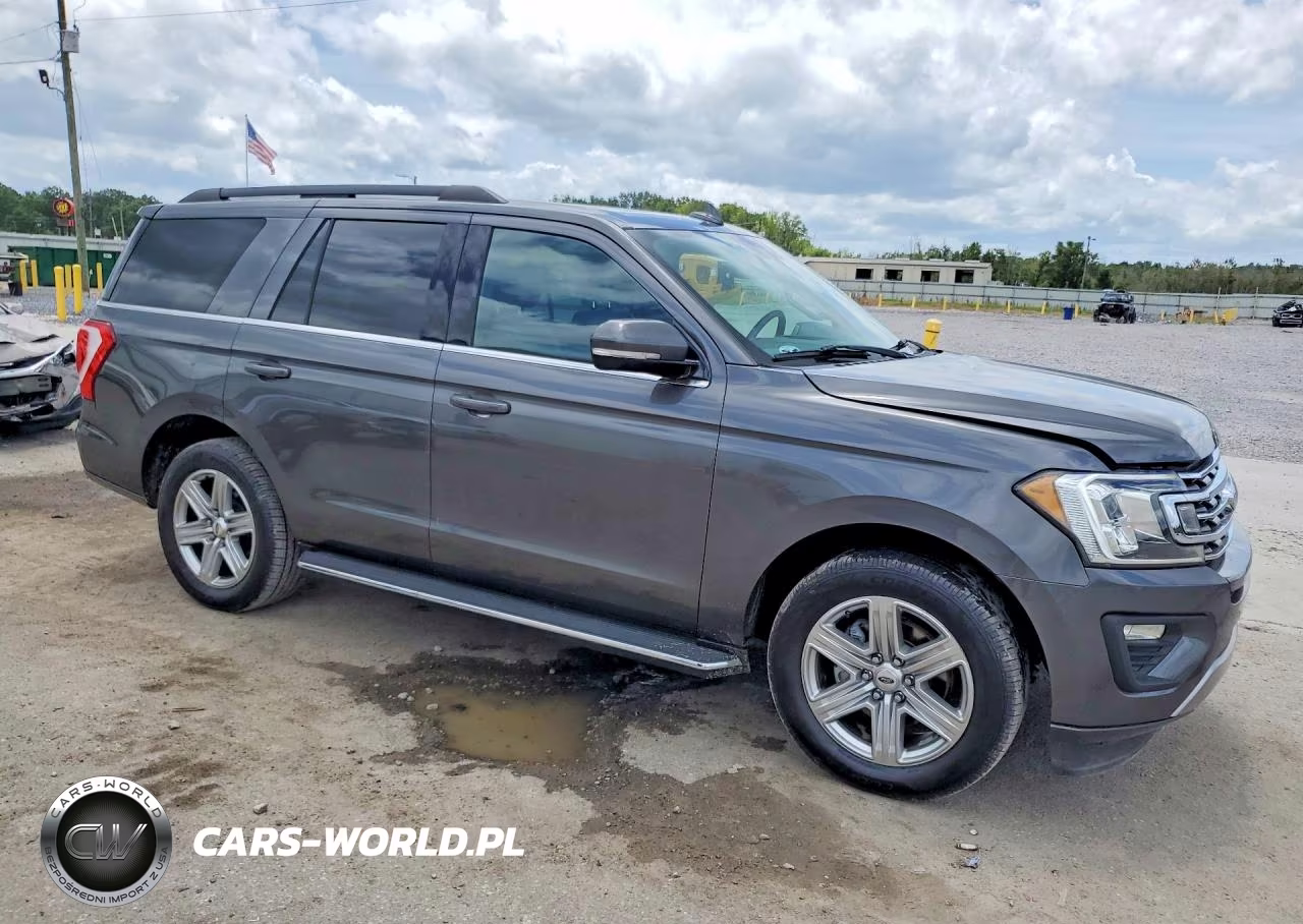 2018 Ford Expedition Xlt VIN:1FMJU1HTXJEA16655 - 4
