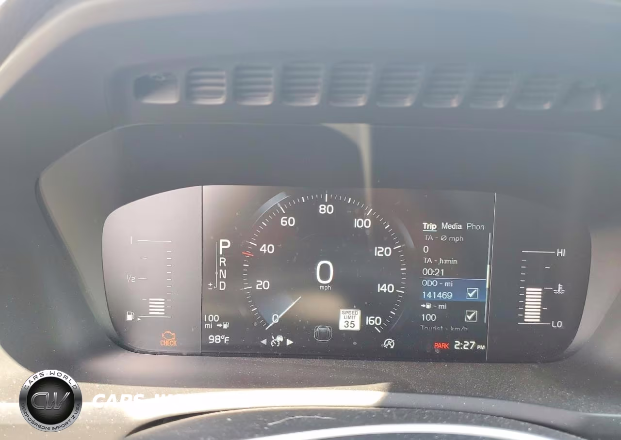 2018 Volvo Xc90 T5 VIN:YV4102PKXJ1343723 - 9