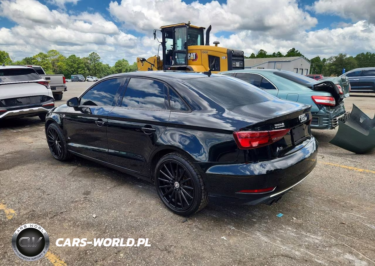 2018 Audi A3 Premium VIN:WAUAUGFF2J1036486 - 2
