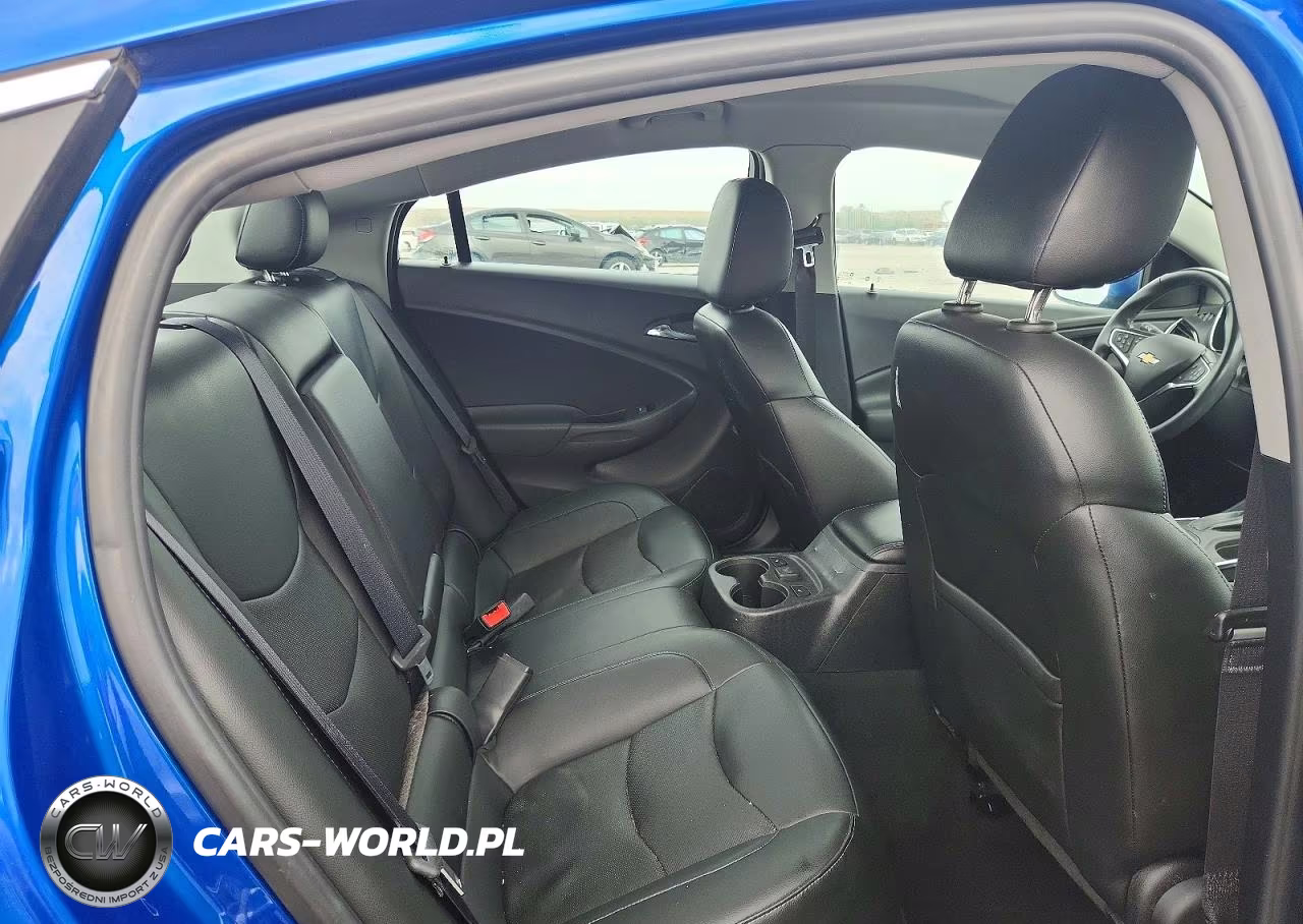 2018 Chevrolet Volt Premier VIN:1G1RB6S58JU139308 - 10