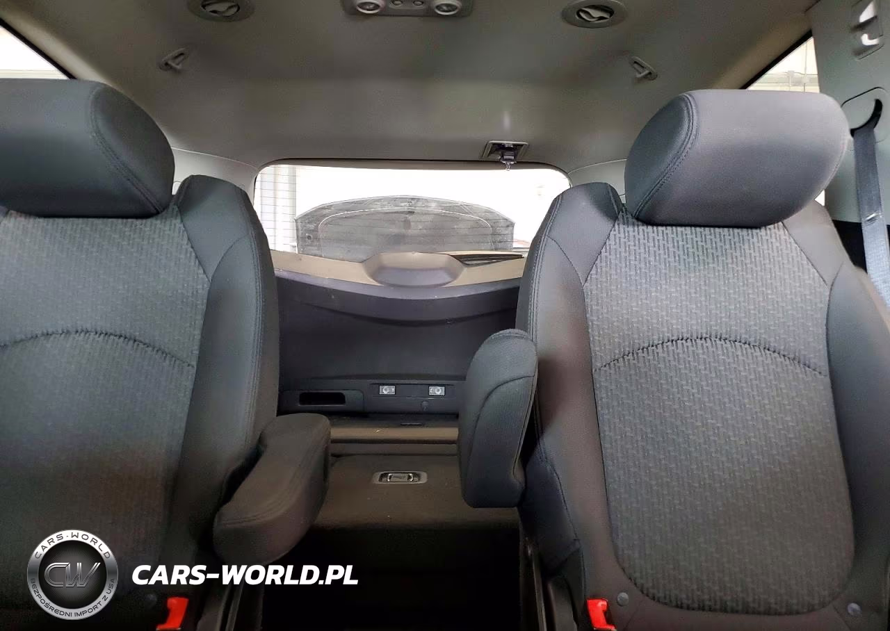 2011 Chevrolet Traverse Lt VIN:1GNKRGED7BJ163025 - 10