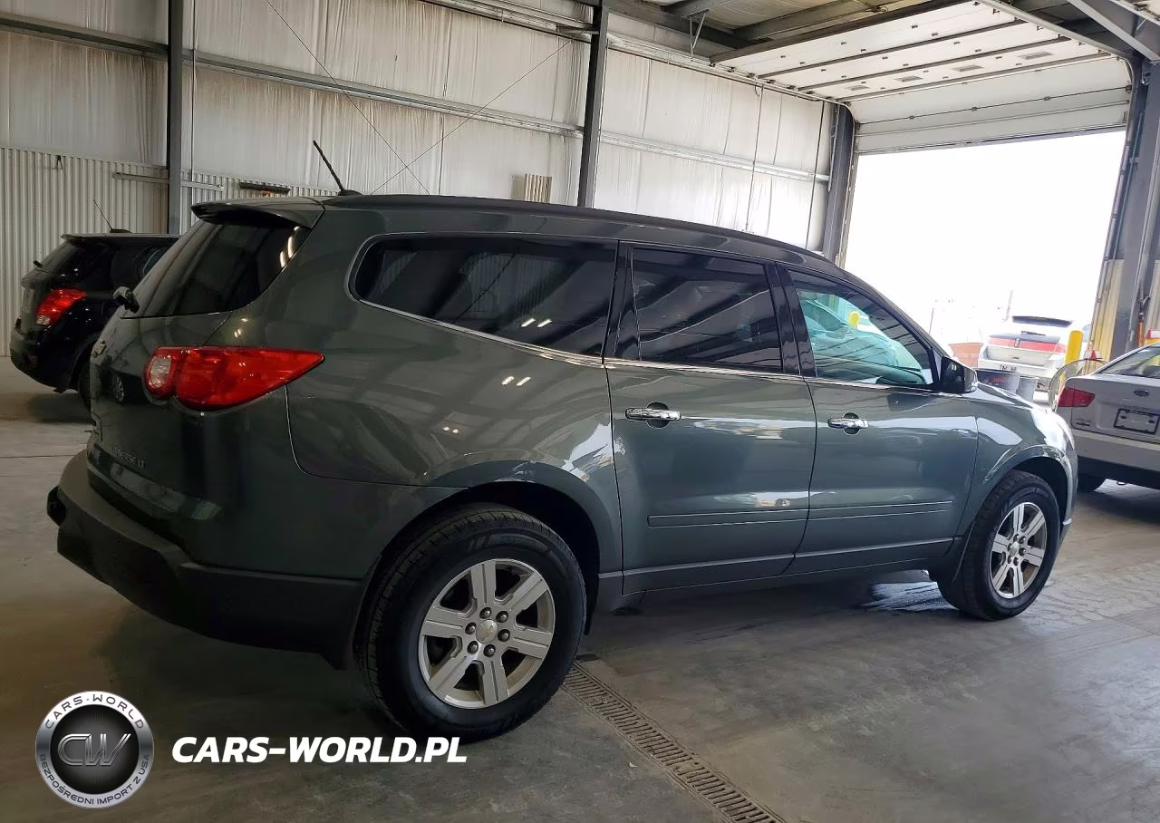 2011 Chevrolet Traverse Lt VIN:1GNKRGED7BJ163025 - 3