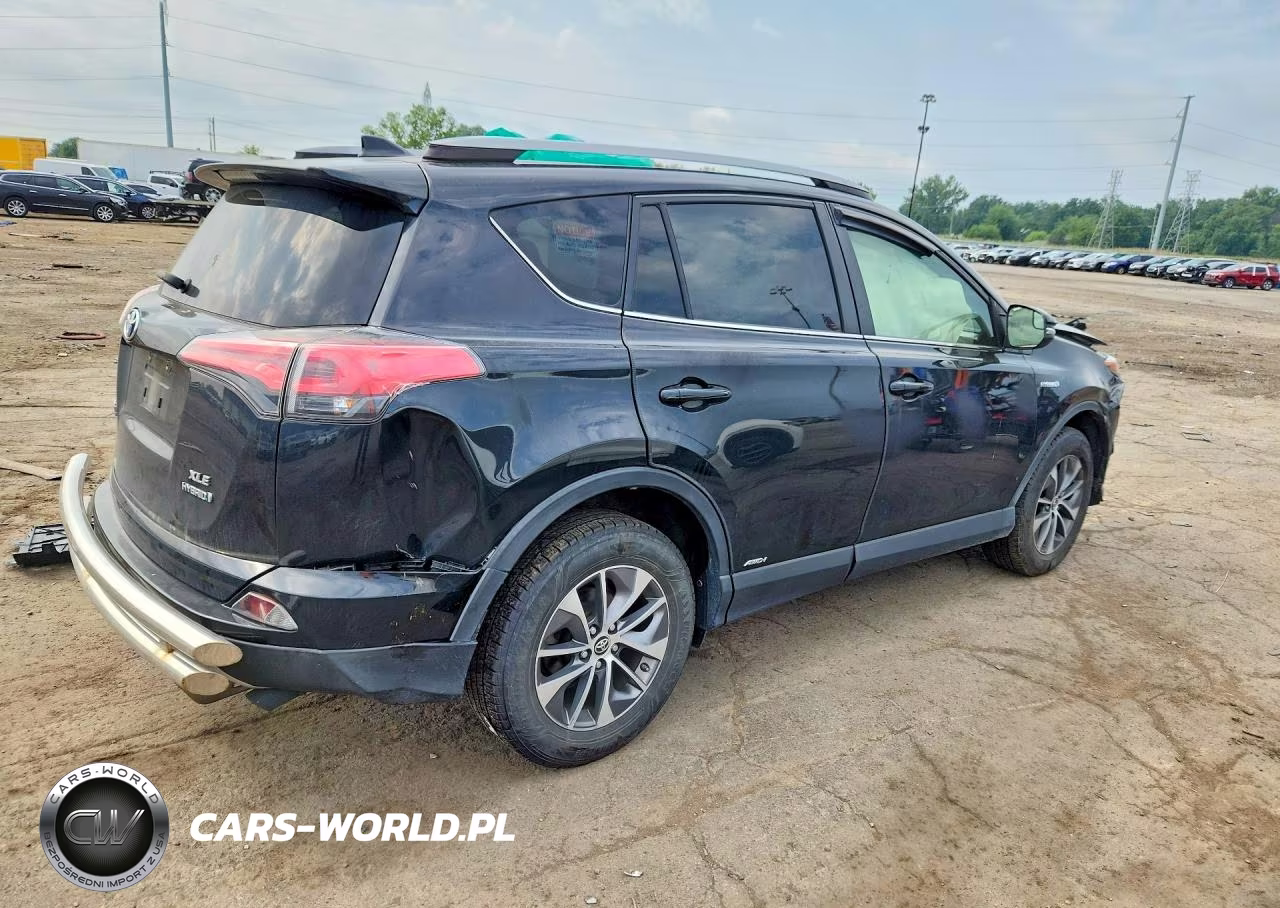 2017 Toyota Rav4 Hybrid Xle VIN:JTMRJREV3HD137094 - 3
