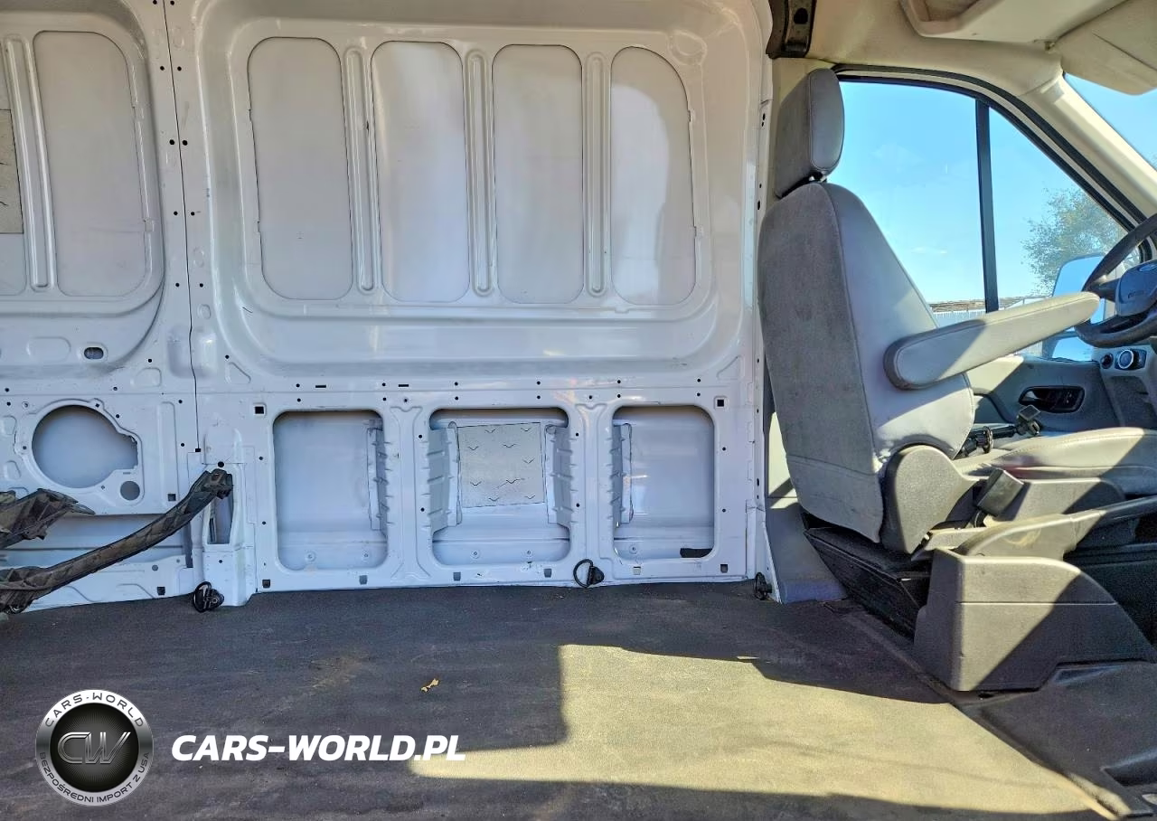 2015 Ford Transit 250 Delivery Van VIN:1FTCR2CM9FKA06695 - 11