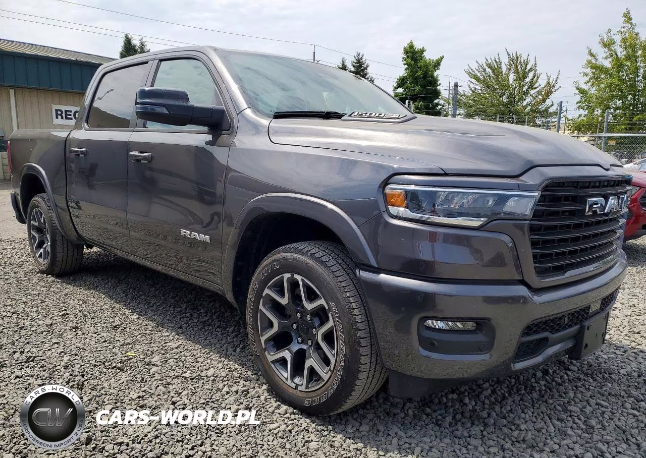 2025 Ram 1500 Laramie VIN:1C6SRFJP0SN764599 - 4
