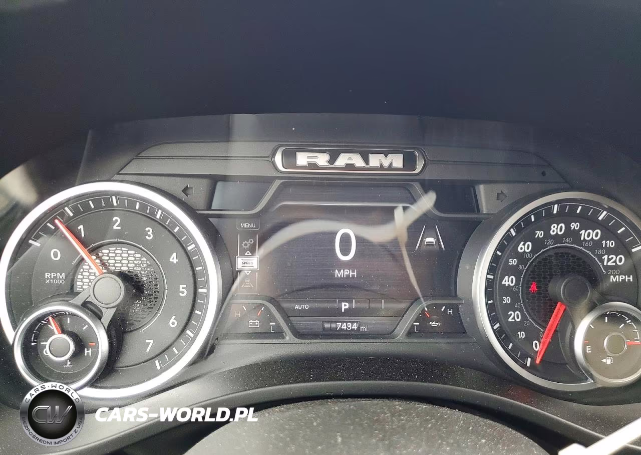 2025 Ram 1500 Laramie VIN:1C6SRFJP0SN764599 - 9