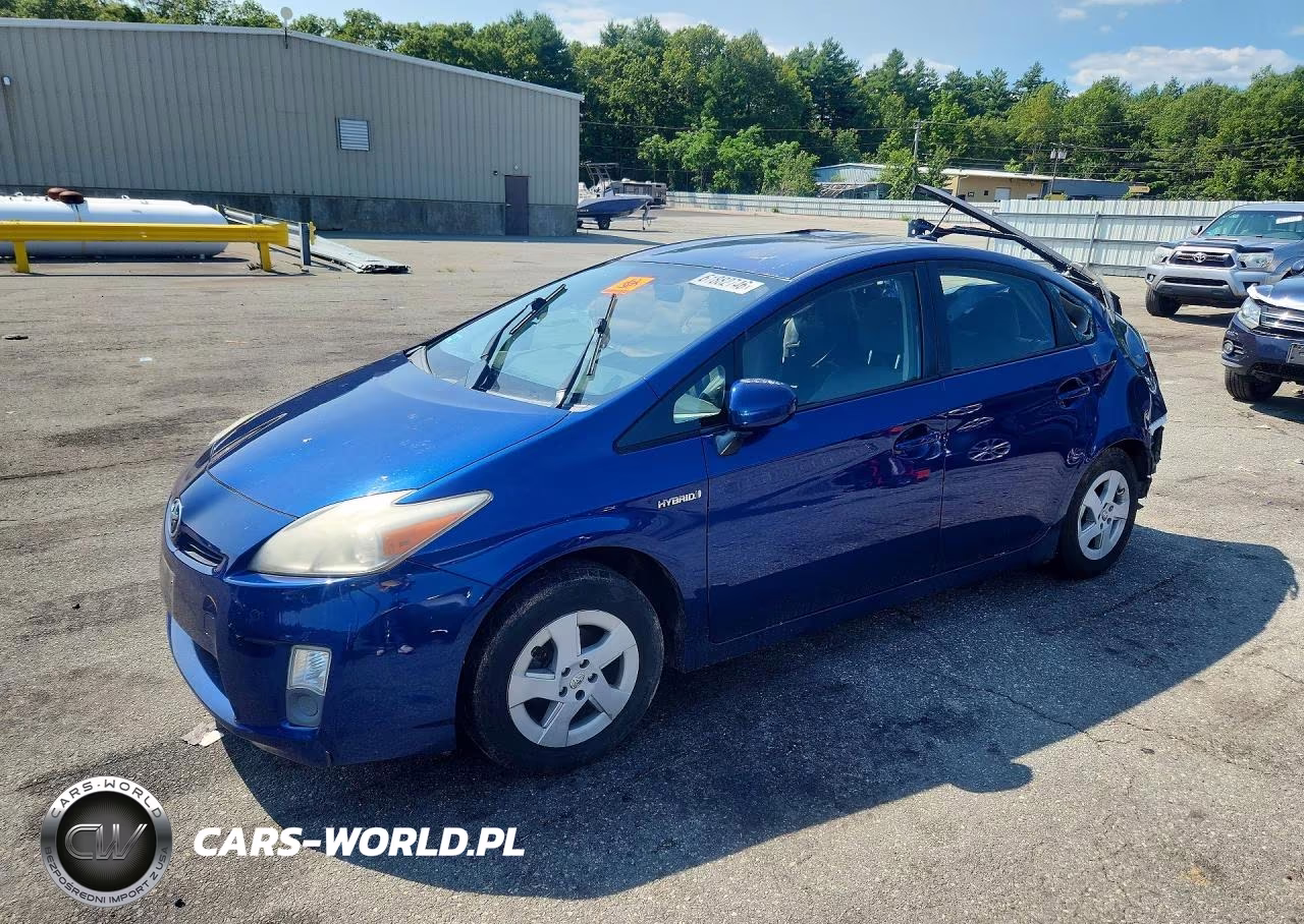 2011 Toyota Prius Two VIN:JTDKN3DU5B0314853 - 1
