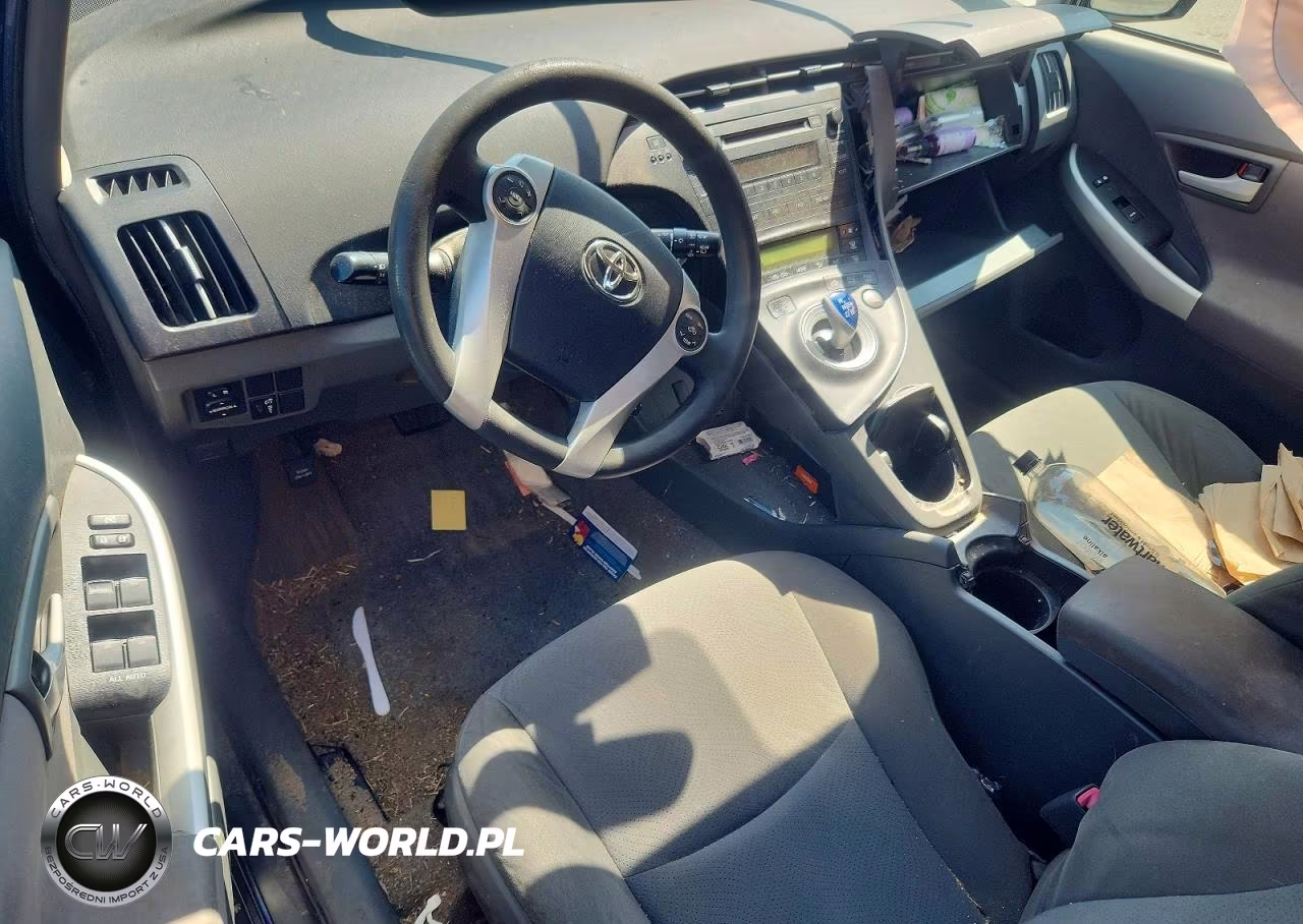 2011 Toyota Prius Two VIN:JTDKN3DU5B0314853 - 8