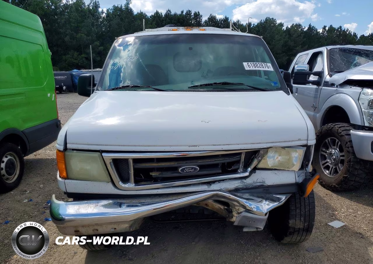 2003 Ford Econoline E350 Super Duty Cutaway Van VIN:1FDSE35L93HA90538 - 5