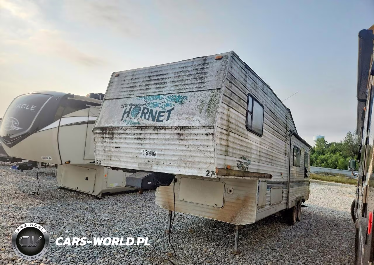 1996 Damon Hornet Camper VIN:44HFH0P29T4018861 - 2