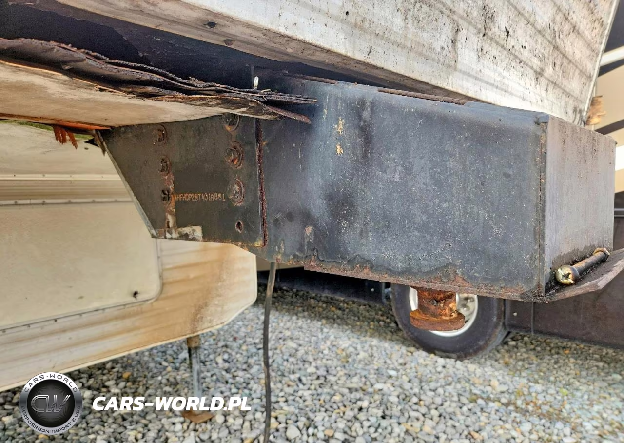 1996 Damon Hornet Camper VIN:44HFH0P29T4018861 - 8