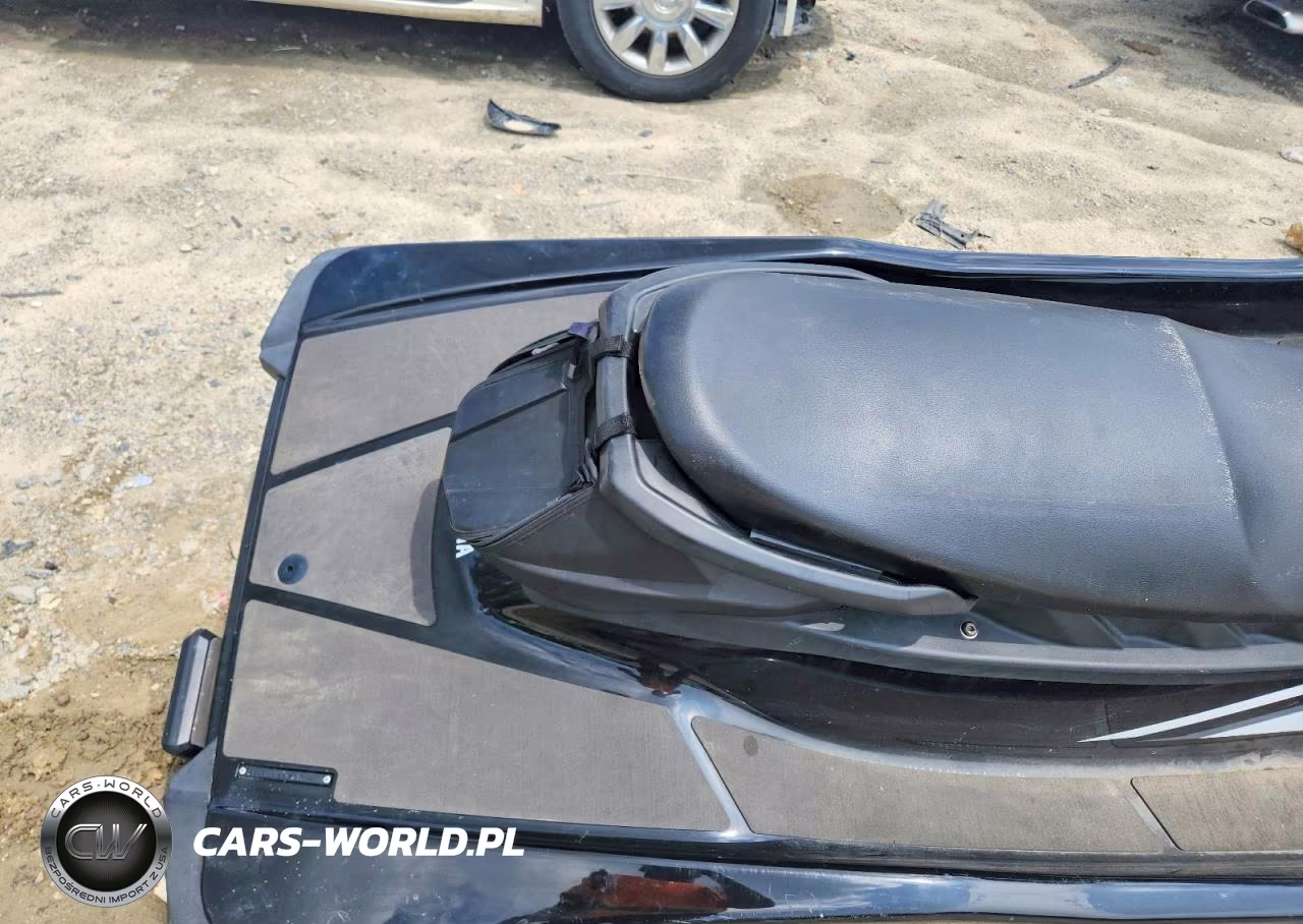 2017 Yam Jet Ski VIN:YAMA3308D717 - 6
